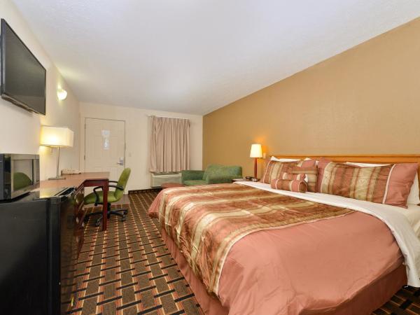 Americas Best Value Inn Near Downtown Nashville : photo 1 de la chambre chambre lit king-size affaires - non-fumeurs