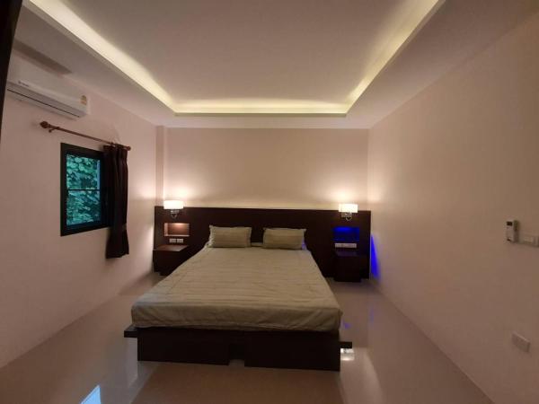 Khaolak Yama Resort - SHA Plus : photo 5 de la chambre suite familiale avec balcon