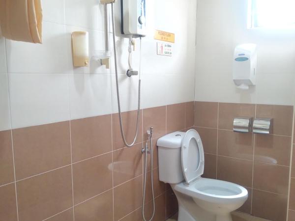 Reintree Lodge Hotel : photo 4 de la chambre chambre triple deluxe