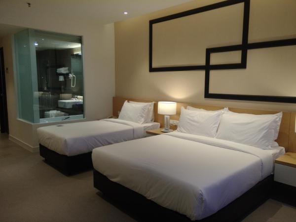 Hotel Excelsior Ipoh : photo 1 de la chambre chambre quadruple deluxe