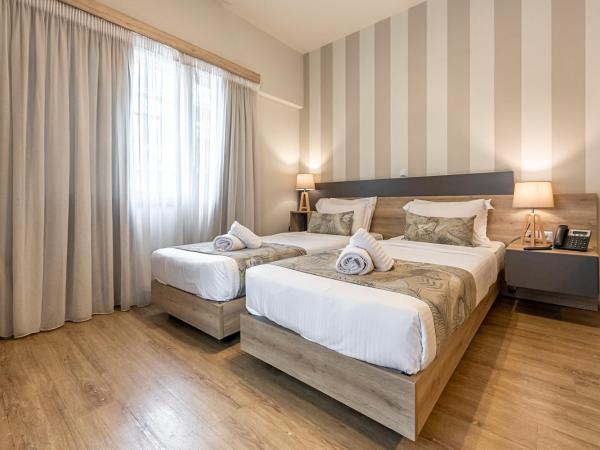 Hotel @Syngrou Fix : photo 6 de la chambre chambre lits jumeaux supérieure avec balcon