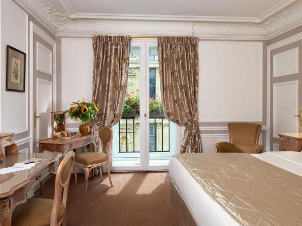 Hôtel Regina Louvre : photo 5 de la chambre chambre prestige - côté louvre et tour eiffel