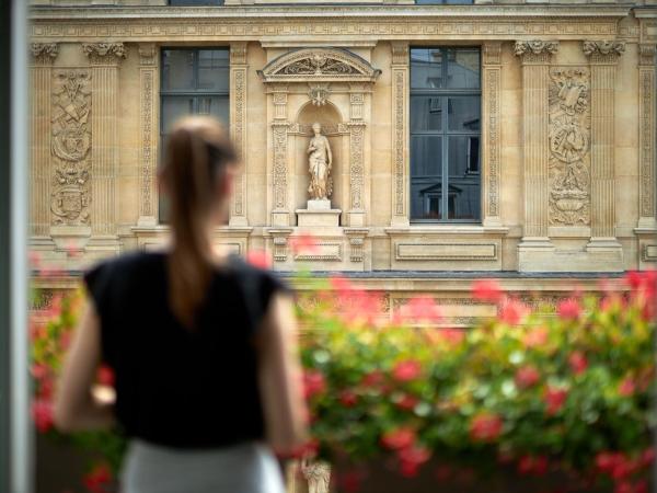 Hôtel Regina Louvre : photo 2 de la chambre chambre prestige - côté louvre et tour eiffel