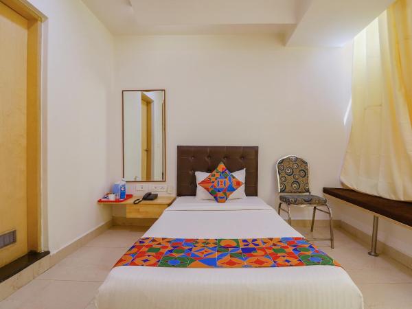 FabHotel Aamantran & Banquet Halls : photo 3 de la chambre chambre simple deluxe