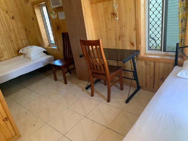 Happytourcairns sharehouse : photo 5 de la chambre chambre double avec salle de bains commune