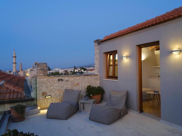 Casa Dei Delfini : photo 7 de la chambre suite penthouse - vue sur château