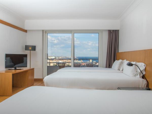 B&B HOTEL Sado Setúbal : photo 3 de la chambre chambre quadruple - vue sur mer