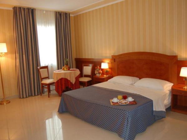 Hotel Joyfull : photo 5 de la chambre chambre double