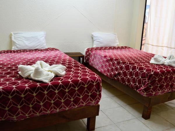 Hotel Casa Genesis : photo 1 de la chambre chambre lits jumeaux