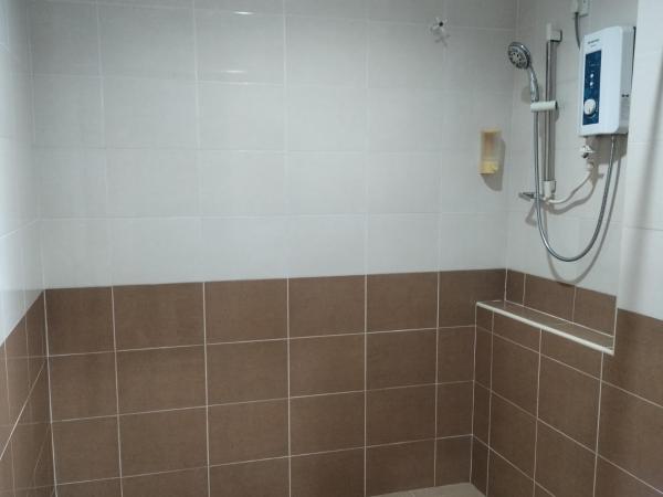 Reintree Lodge Hotel : photo 4 de la chambre chambre standard lit queen-size