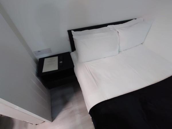 High Tide Hotel Oyo : photo 5 de la chambre chambre double standard