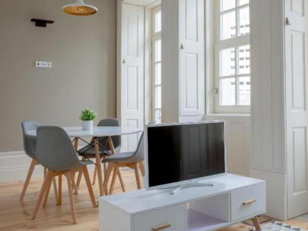 MyStay Porto Bolhão - Pool & Garden : photo 7 de la chambre appartement avec balcon