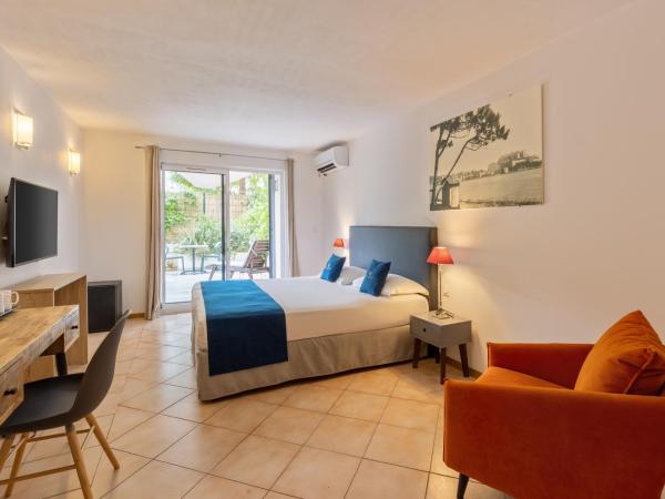 Best Western Hotel Casa Bianca : photo 4 de la chambre chambre lit queen-size avec douche à l'italienne accessible en fauteuil roulant