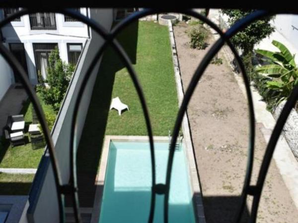 MyStay Porto Bolhão - Pool & Garden : photo 6 de la chambre appartement - vue sur piscine 