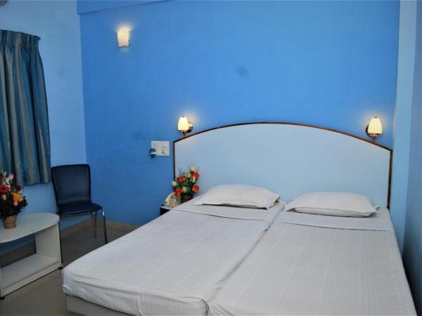 Hotel Pandian : photo 3 de la chambre chambre double exécutive avec ventilateur