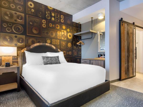 Cambria Hotel Nashville Downtown : photo 2 de la chambre chambre lit king-size - non-fumeurs