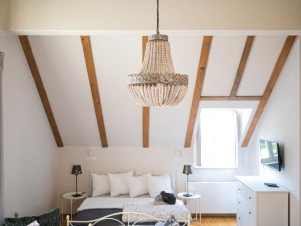 Paon Boutique Apartments : photo 10 de la chambre studio lit king-size avec canapé-lit