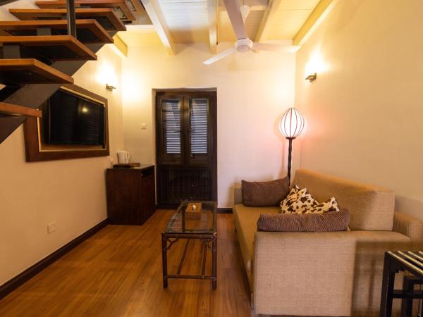 Hotel Puri Melaka : photo 1 de la chambre chambre lit king-size