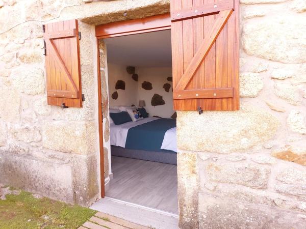 Quinta da Ponte : photo 8 de la chambre chambre double - vue sur piscine