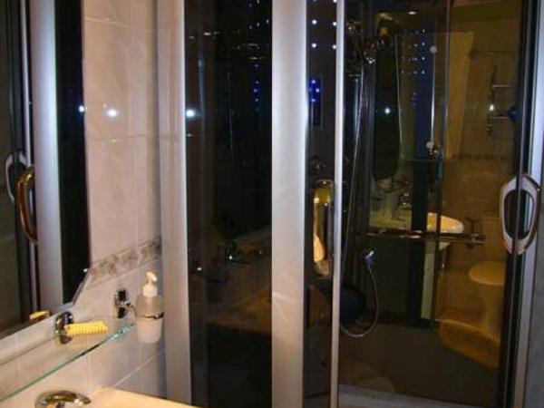 Pension Villa Marit : photo 6 de la chambre chambre double avec patio