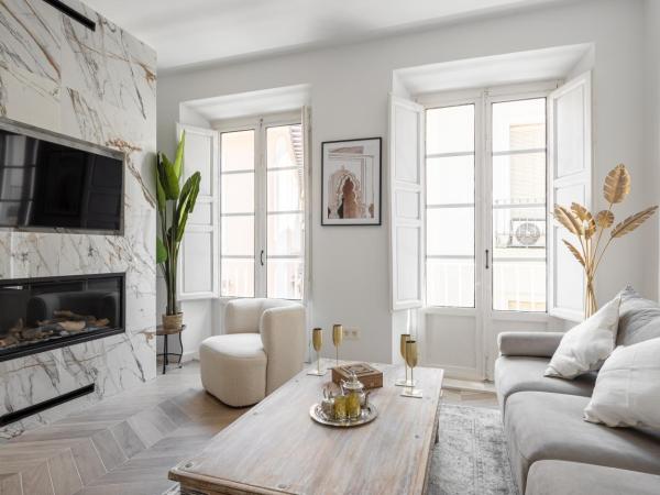 Arabica Suites - Lujosas Suites Room con Chimenea en Granada - Centro : photo 4 de la chambre appartement en duplex