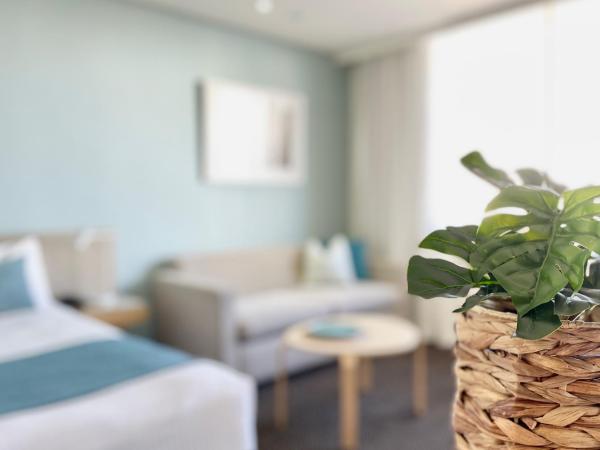Coogee Sands Hotel & Apartments : photo 3 de la chambre studio lit queen-size de luxe 