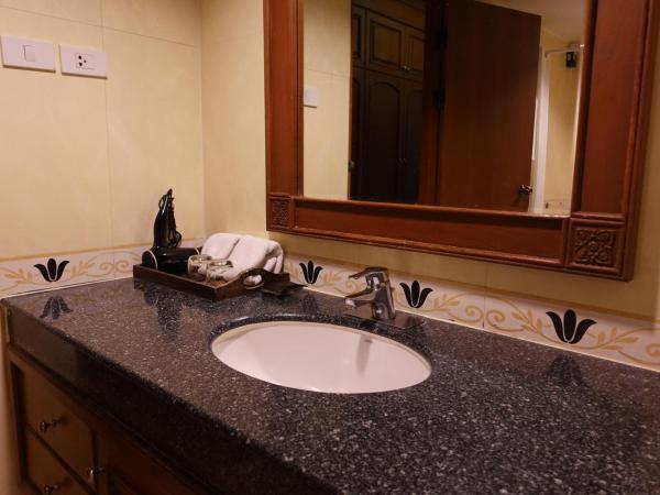 Furama Chiang Mai : photo 10 de la chambre chambre double ou lits jumeaux supérieure