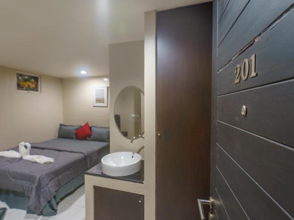 CheQinn Bed Sukhumvit 4 Nana Plaza : photo 1 de la chambre chambre double deluxe