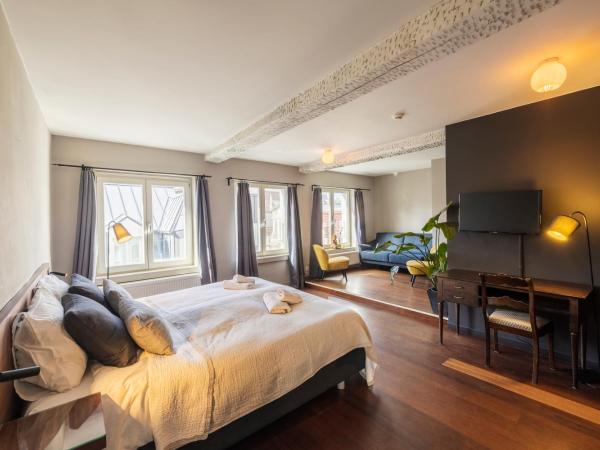 B&B Kwaadham 52 - Music Hotel Ghent : photo 3 de la chambre chambre de luxe avec lit king-size