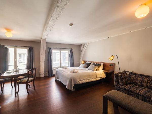 B&B Kwaadham 52 - Music Hotel Ghent : photo 7 de la chambre chambre de luxe avec lit king-size