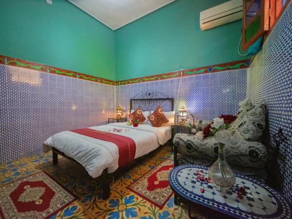 Maison Adam : photo 4 de la chambre chambre double avec salle de bains privative