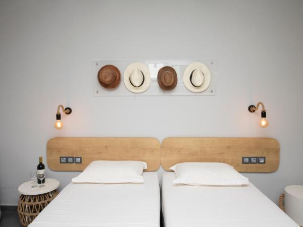 Aperto Apartments : photo 5 de la chambre chambre double deluxe avec lit d'appoint