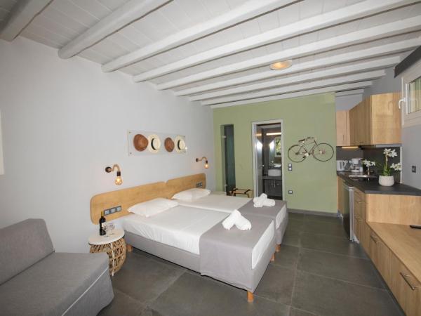 Aperto Apartments : photo 8 de la chambre chambre double deluxe avec lit d'appoint