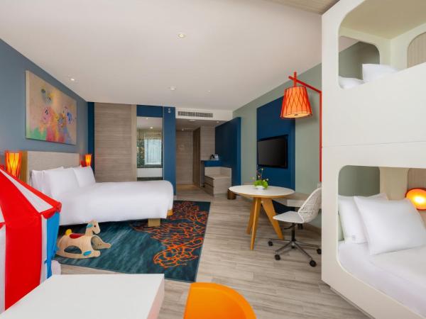 Holiday Inn Resort Vana Nava Hua Hin, an IHG Hotel : photo 10 de la chambre chambre familiale - vue sur océan