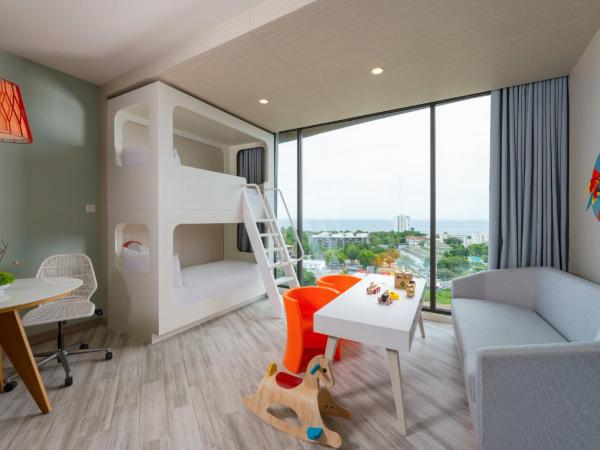 Holiday Inn Resort Vana Nava Hua Hin, an IHG Hotel : photo 9 de la chambre chambre familiale - vue sur océan