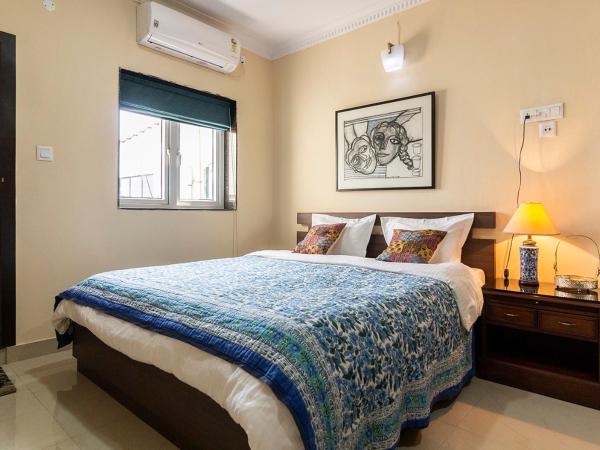 Neelam Bed & Breakfast : photo 3 de la chambre chambre lit king-size avec salle de bains privative