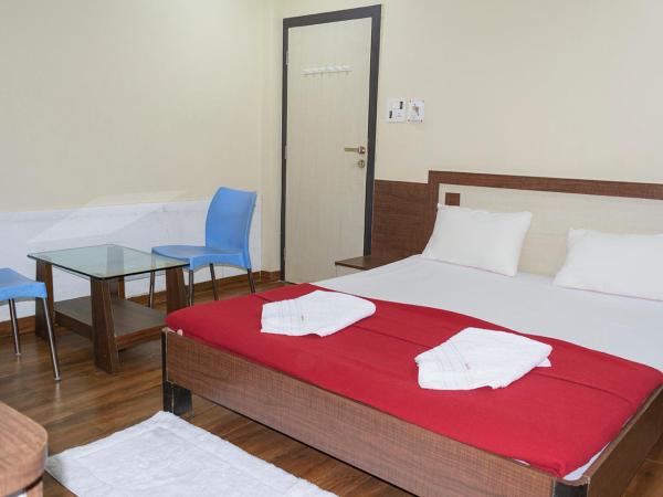 Hotel Mukesh Residency : photo 2 de la chambre chambre double ou lits jumeaux standard