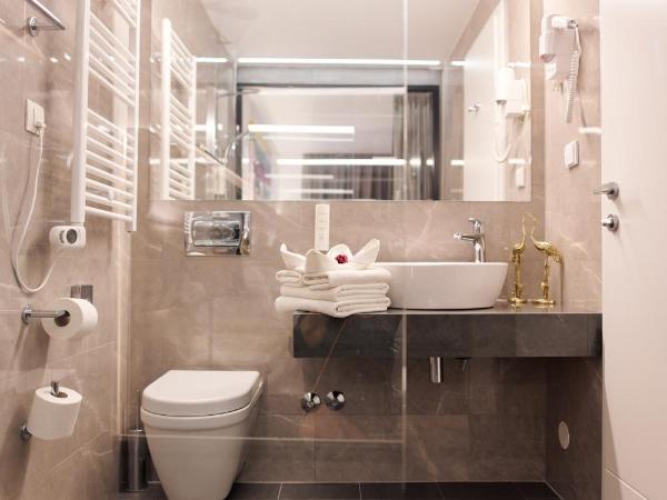 Hotel Paris : photo 9 de la chambre chambre double standard