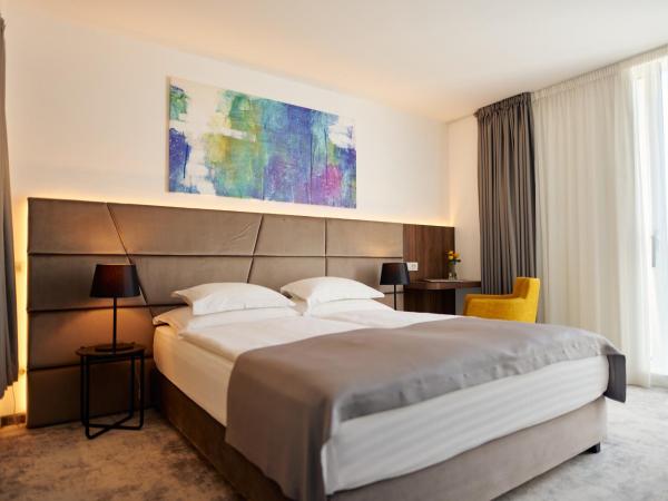Hotel Paris : photo 3 de la chambre chambre simple standard - côté mer