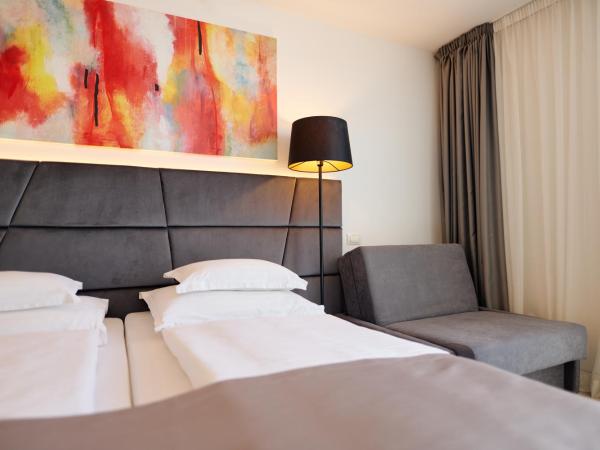 Hotel Paris : photo 6 de la chambre chambre double ou lits jumeaux supérieure - côté mer
