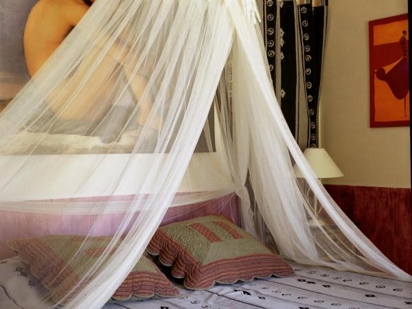 Mas de la Chapelle : photo 8 de la chambre chambre double supérieure