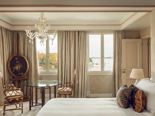 Hotel Cipriani, A Belmond Hotel, Venice : photo 5 de la chambre suite signature avec balcon - vue sur lagune (cipriani)
