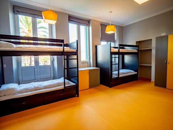 BANANA'S CAMP : photo 7 de la chambre lit dans dortoir mixte de 8 lits 
