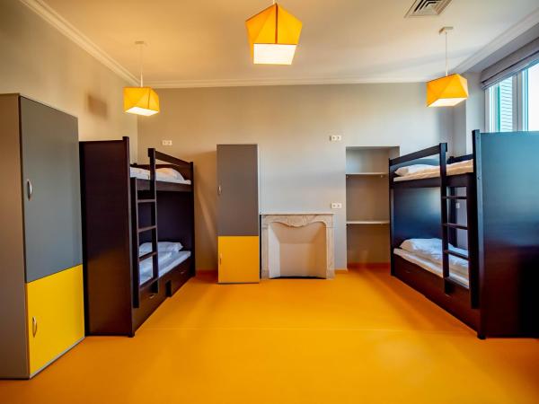 BANANA'S CAMP : photo 6 de la chambre lit dans dortoir mixte de 8 lits 