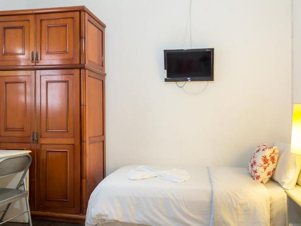 Pousada e Hostel São Paulo Econômica : photo 3 de la chambre chambre double avec salle de bains privative