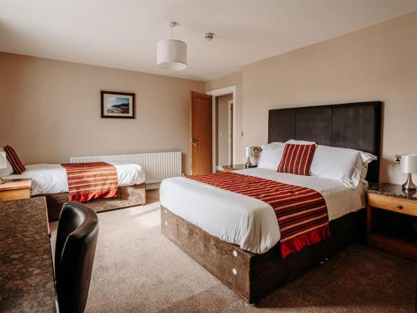 Mountain View Lodge : photo 1 de la chambre chambre familiale avec salle de bains privative