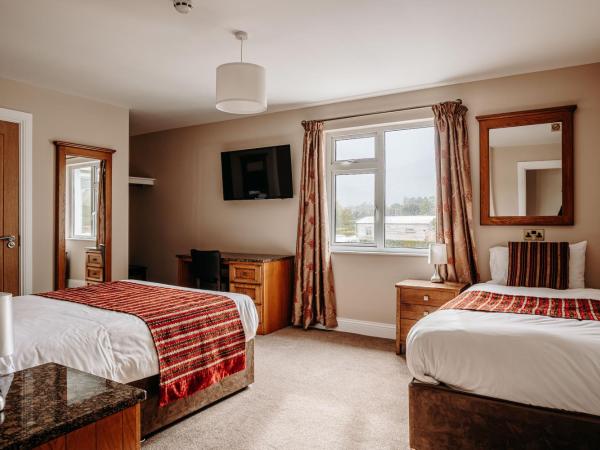 Mountain View Lodge : photo 2 de la chambre chambre familiale avec salle de bains privative