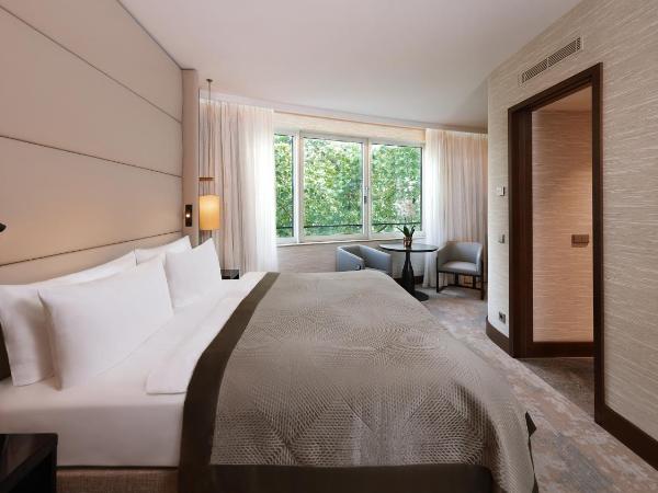 InterContinental Berlin, an IHG Hotel : photo 5 de la chambre suite junior lit king-size