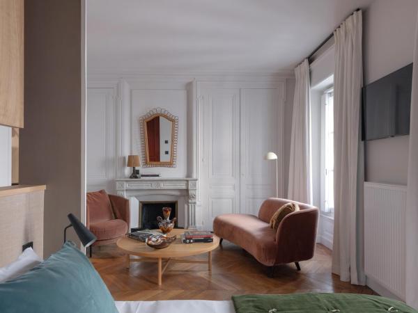 MiHotel Plat : photo 5 de la chambre suite supérieure « nacarat »