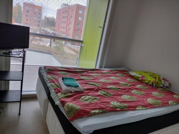 Helsinki Yksityinen-Private-Частный Room in Shared Flat among Centre-University-BusTrainStation : photo 3 de la chambre chambre double ou lits jumeaux avec salle de bains commune